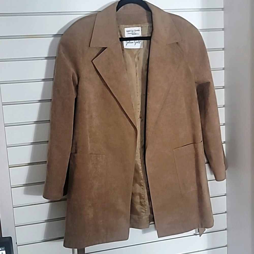 Vintage Julian Gold  Ultra Suede 14 With Belt Fully Lined (Price Firm)